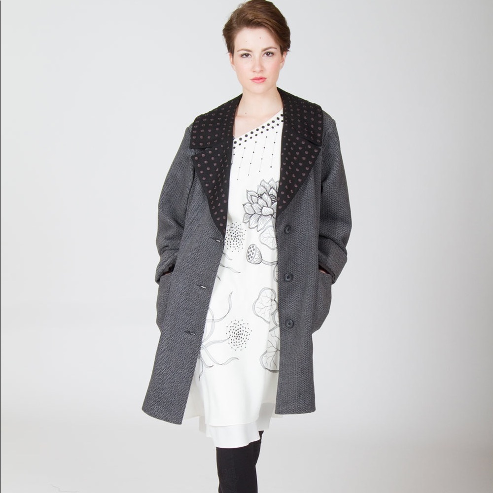 Classic Embroidered Herringbone Coat Style 9293